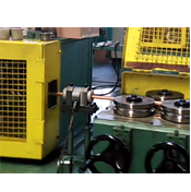 Flat copper strip online vortex flaw detection system